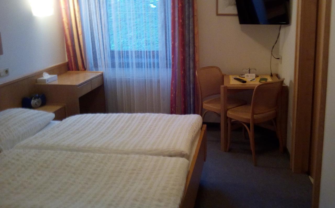 Hotel Zum Goldenen Hirschen Göstling an der Ybbs Dış mekan fotoğraf