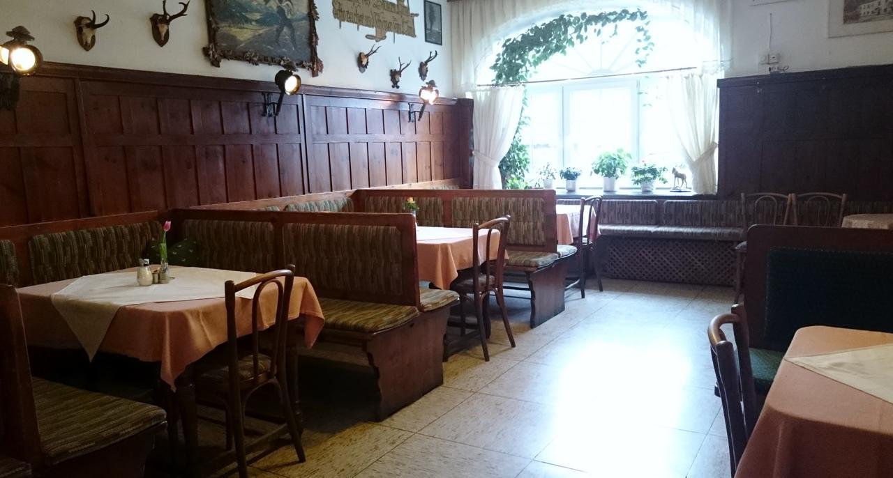 Hotel Zum Goldenen Hirschen Göstling an der Ybbs Dış mekan fotoğraf