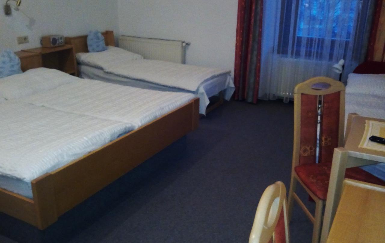 Hotel Zum Goldenen Hirschen Göstling an der Ybbs Dış mekan fotoğraf